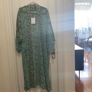 Spell kimono NWT size S-M
